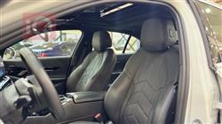 بی ئێم دەبڵیو سیریەس 5